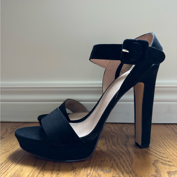 NEW Madden Girl 5.5” Strappy Heels - Picture 5 of 8